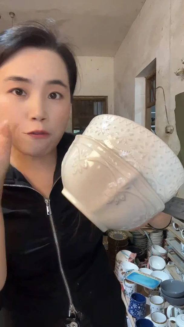 瓷片2个6英寸碗  微瑕介意勿拍