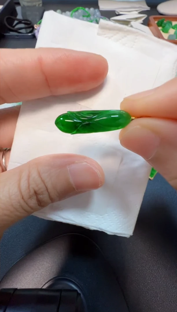 吊坠(不含链)18K金镶嵌翡翠260