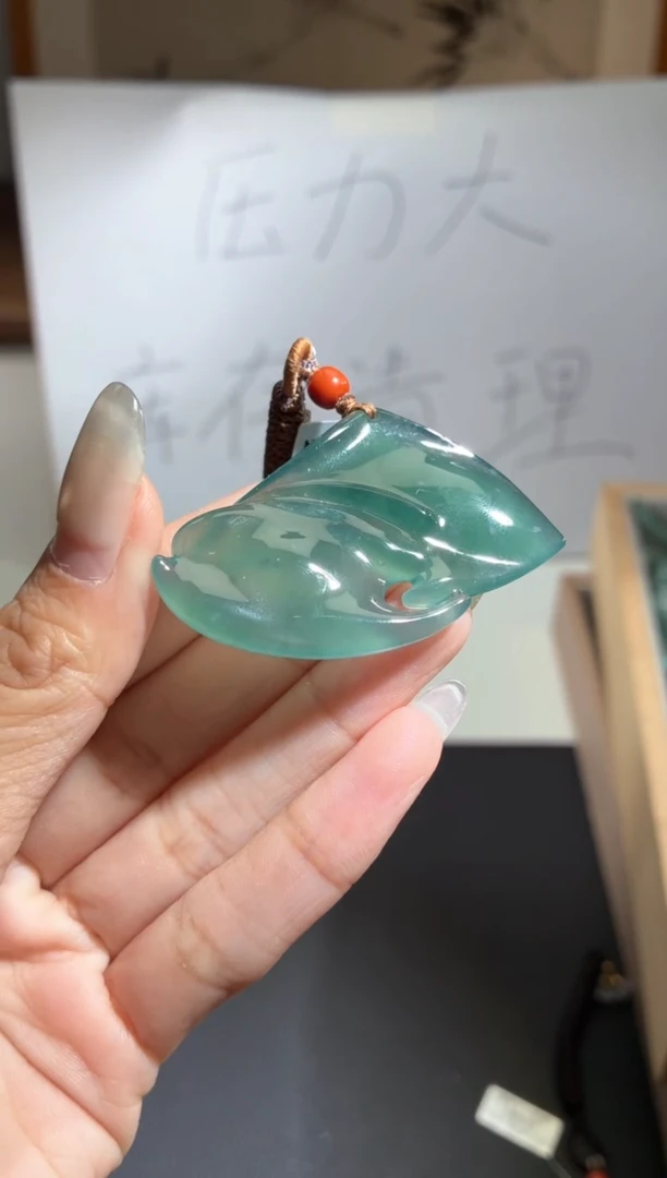 吊坠(不含链)未镶嵌翡翠随型