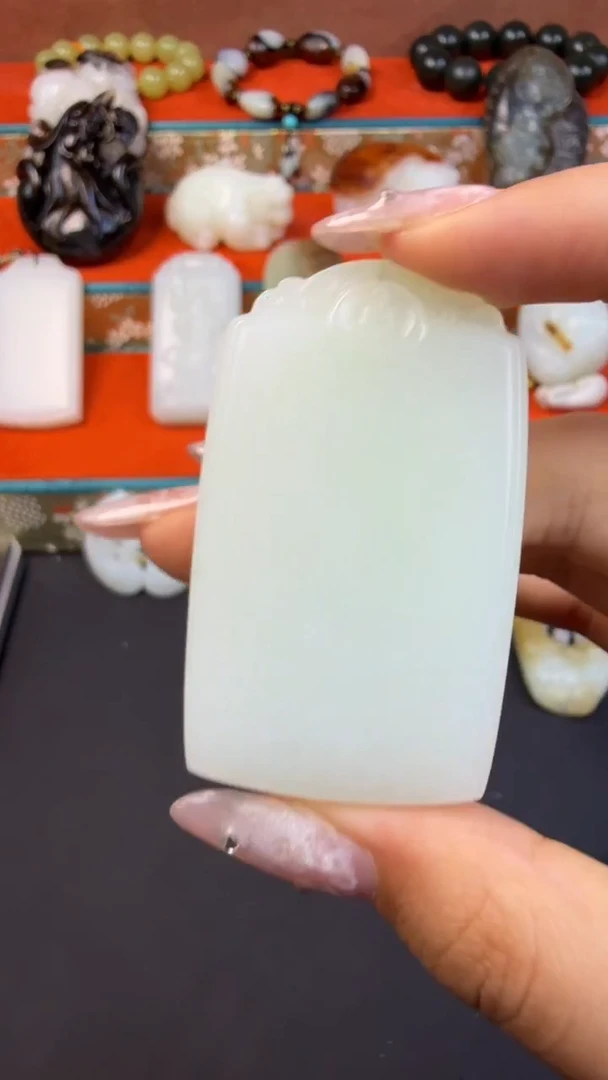 颈饰未镶嵌和田玉和田玉