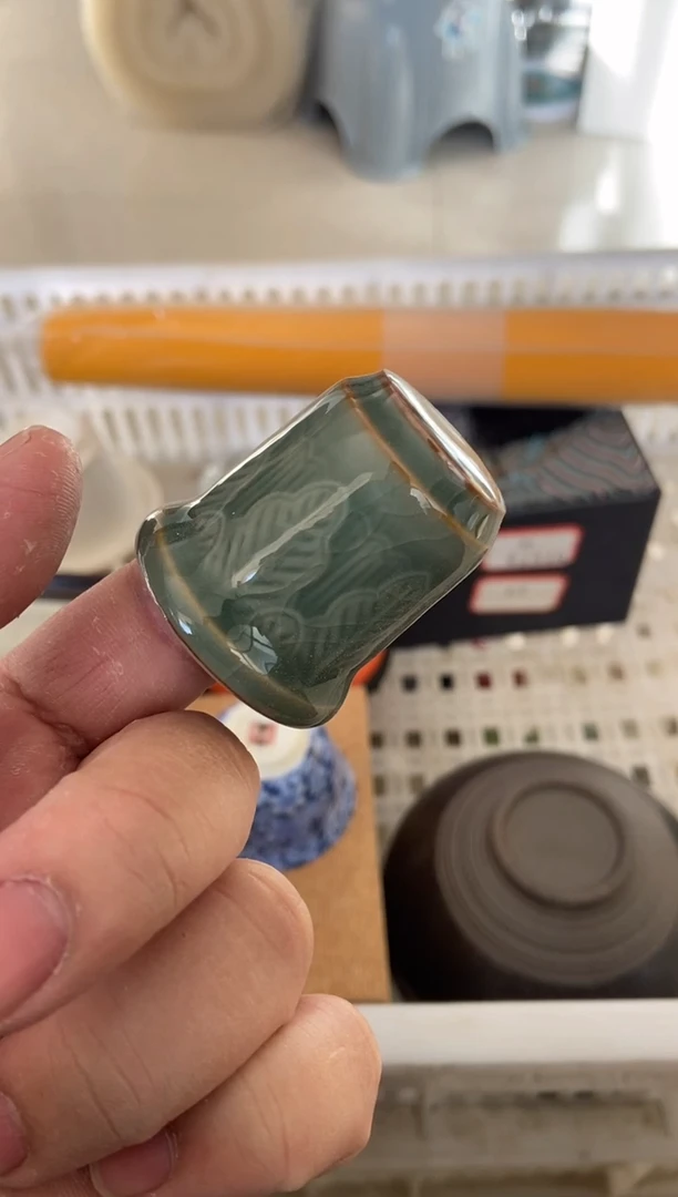 杯无运费险有瑕疵的摄影的产品有使用过的痕迹有点脏介意勿拍