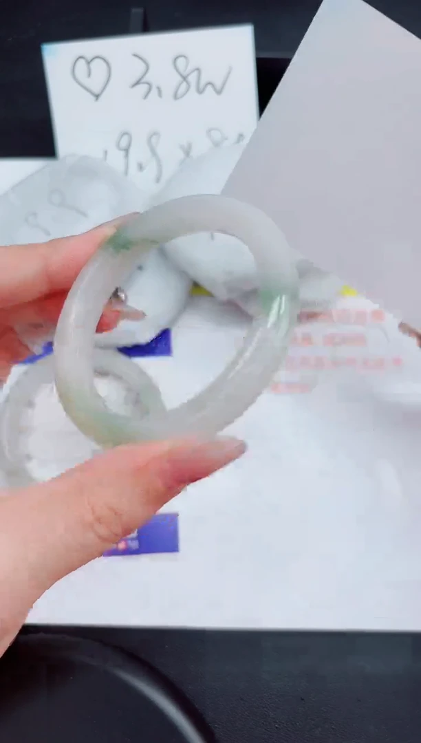 石英质玉手镯未镶嵌174-54.1