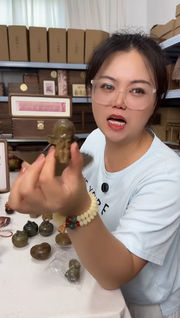 木绿檀实木天使摆件