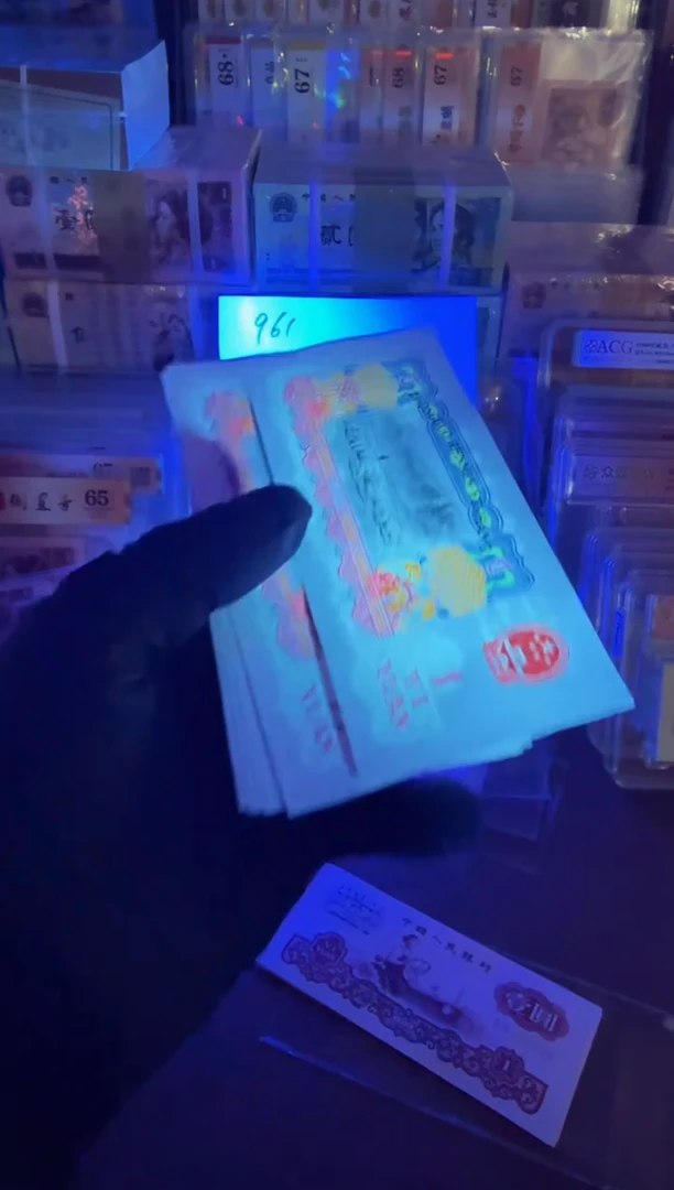 601 关门冠小桃红 单张 不挑号