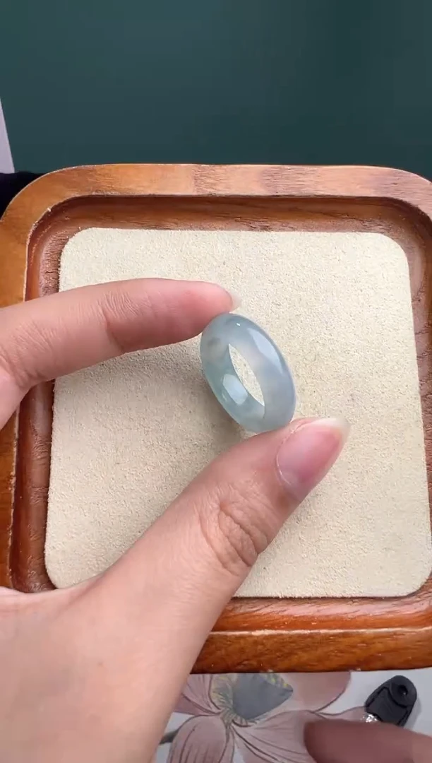 未镶嵌定制翡翠白冰戒圈