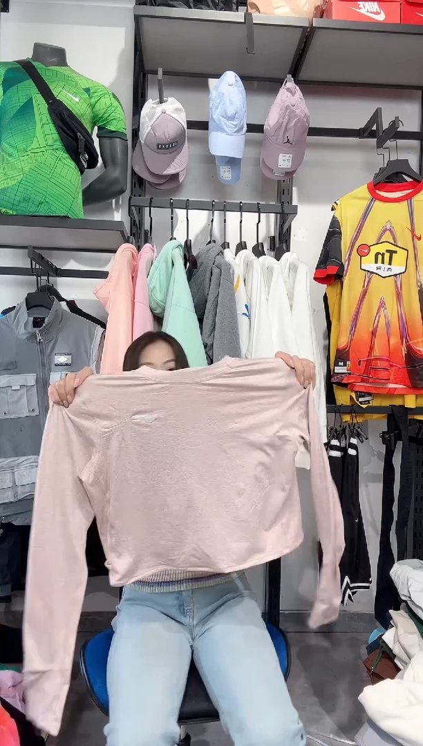 1687编码 瑕疵款直播间过款为准 尺码M