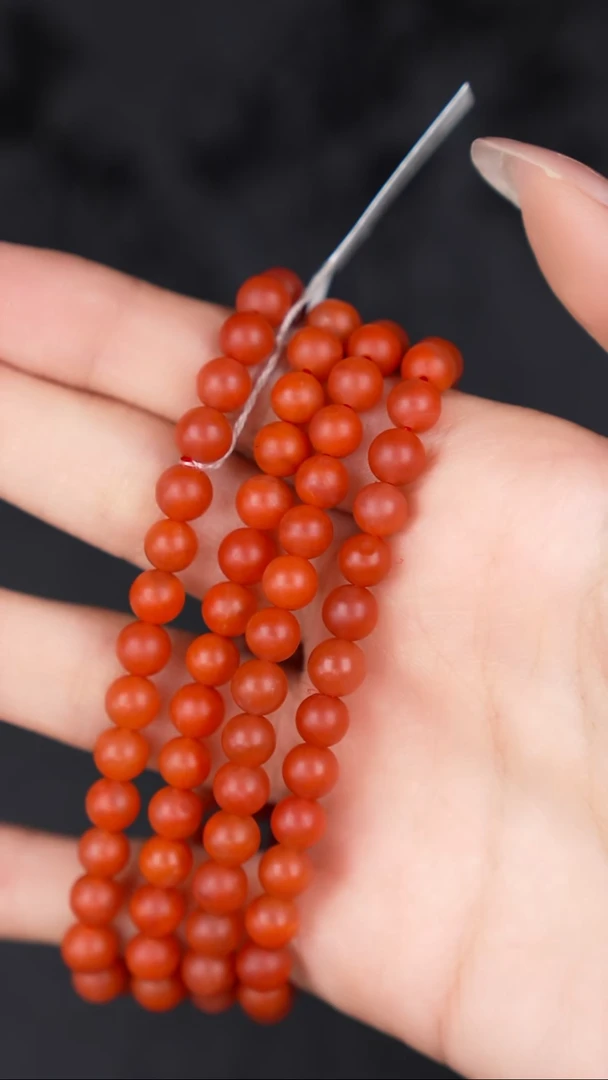 颈饰未镶嵌南红玛瑙6mm 工厂抛货 不退不换 多样性发其1