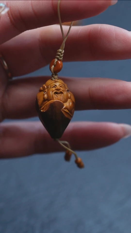 【闪购商品】橄榄核吊坠苏工橄榄核