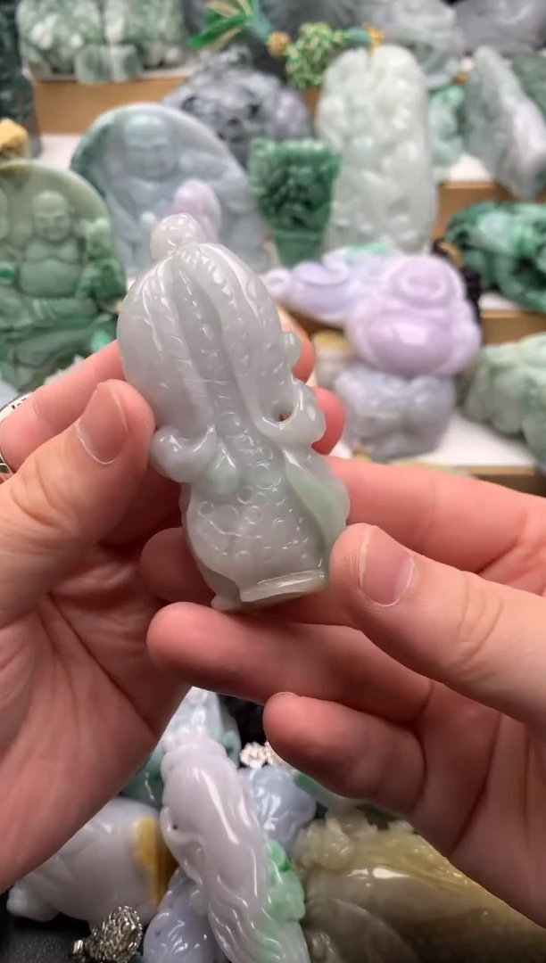 吊坠(不含链)未镶嵌翡翠1