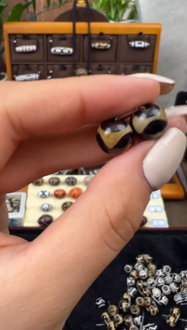 【闪购商品】玛瑙/玉髓吊坠(不含链)未镶嵌6.(微瑕随机发货)