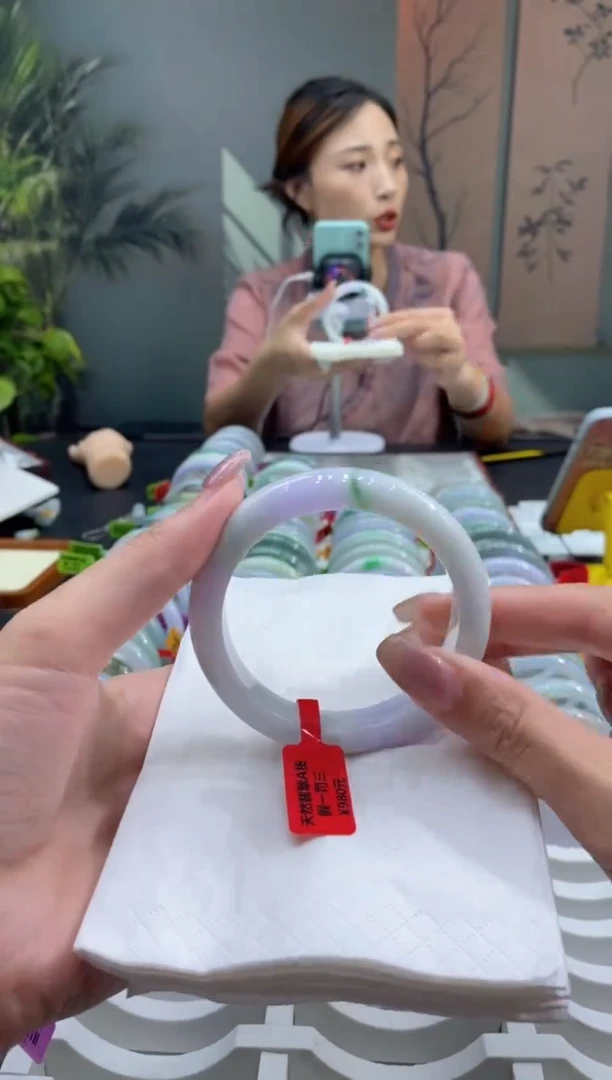 未镶嵌手镯翡翠000039535