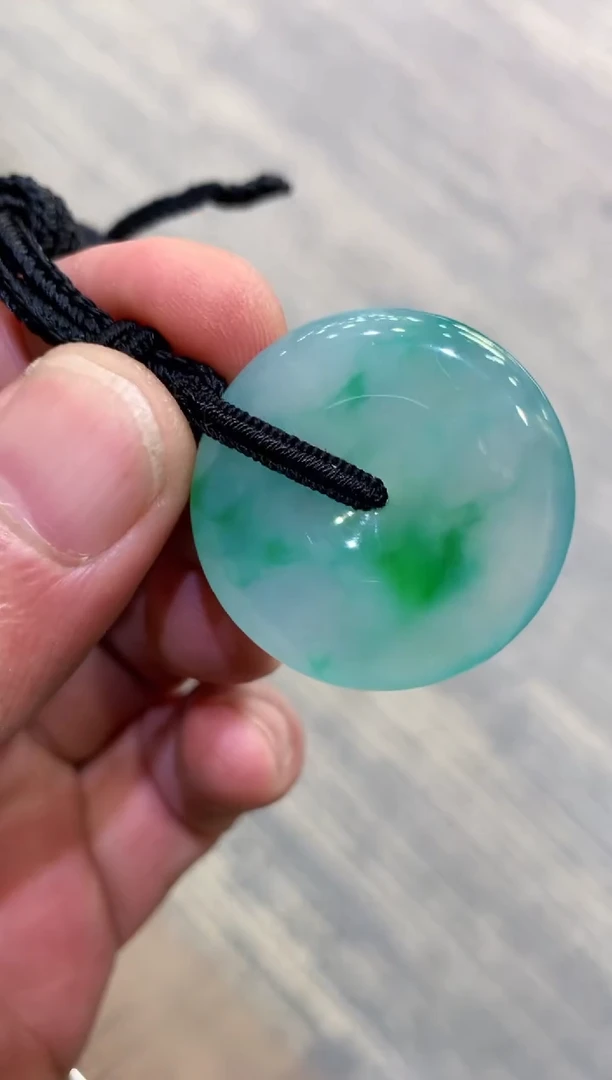 颈饰未镶嵌翡翠天然A货翡翠