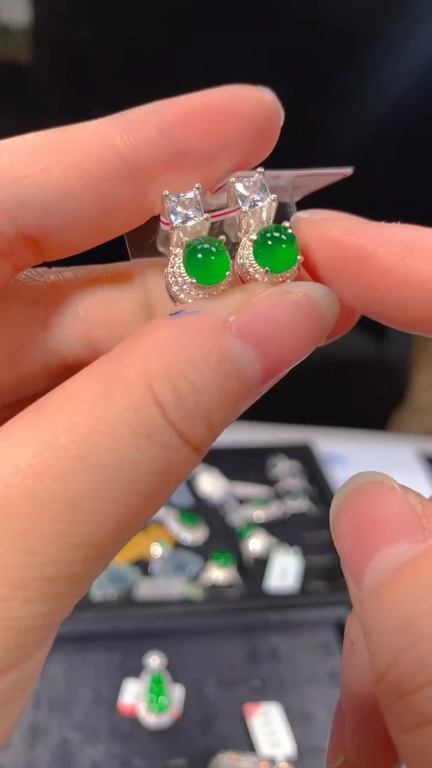 【闪购商品】定制翡翠未镶嵌55多样性发货（发其一）