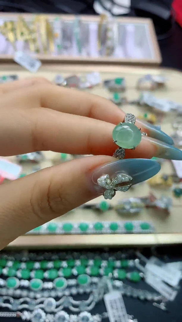 翡翠戒指银S925镶嵌翡翠 蛋面 银S925镶嵌