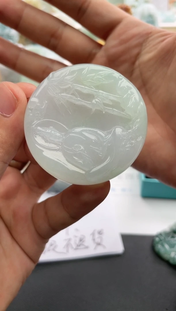 【闪购商品】翡翠颈饰未镶嵌..../1/20/ 85