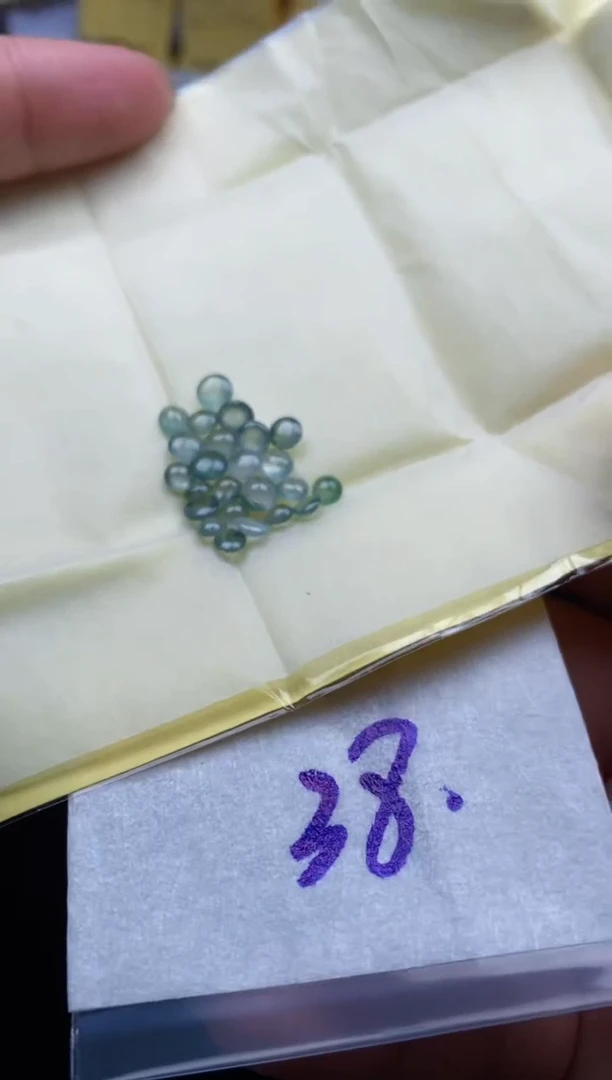 未镶嵌定制翡翠1