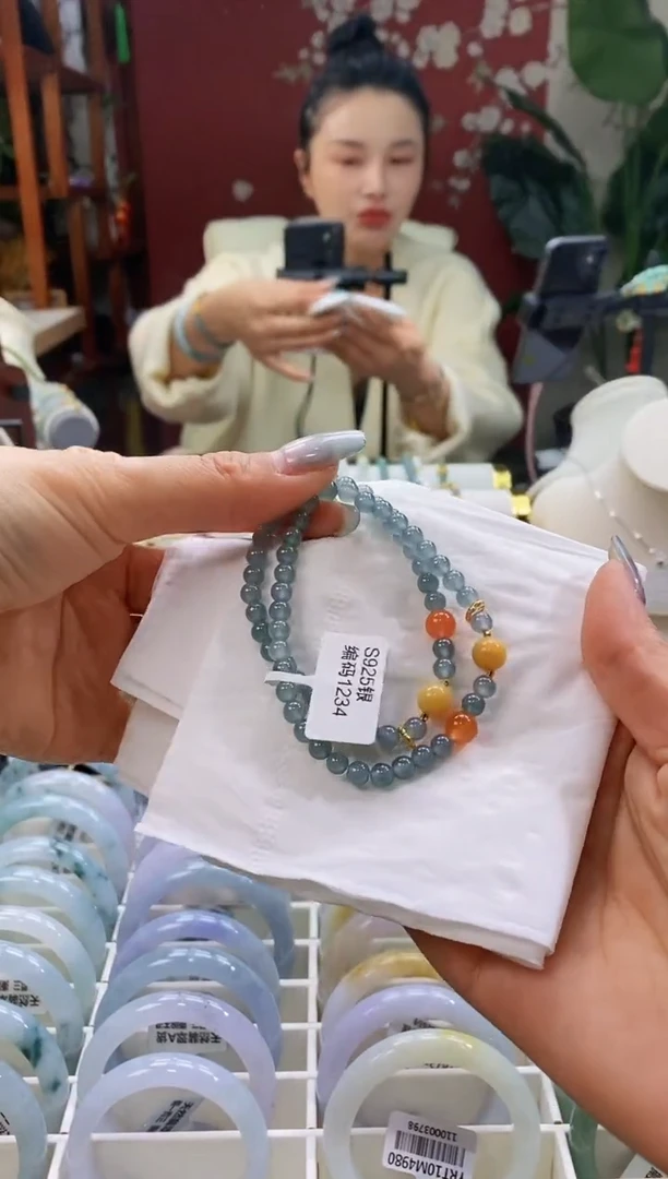 【闪购商品】翡翠手串银S925镶嵌170蓝水手串多样性发其一