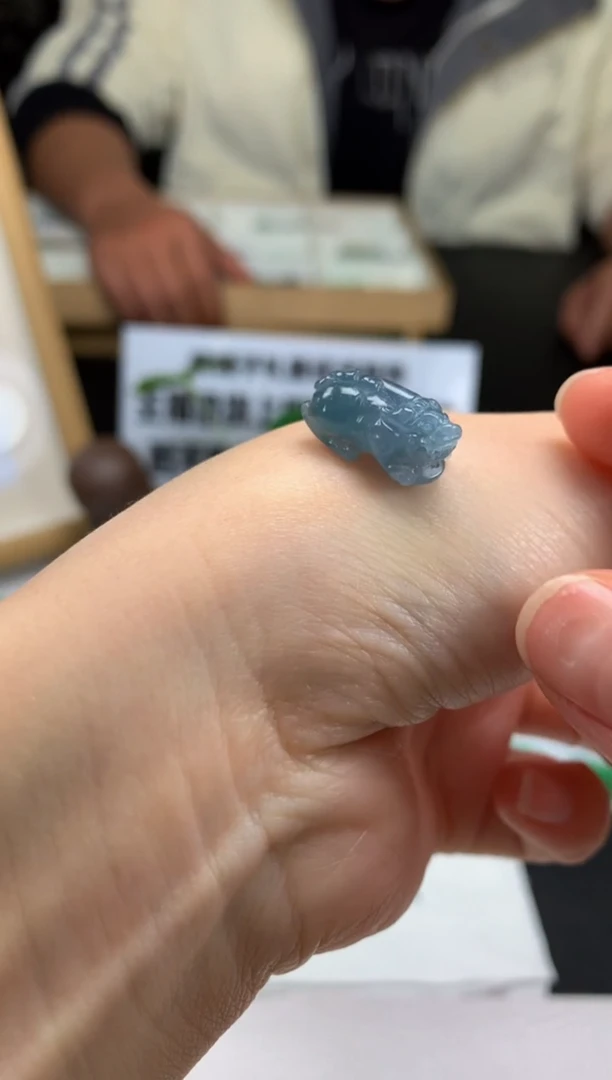 【闪购商品】定制翡翠未镶嵌吊坠-91819