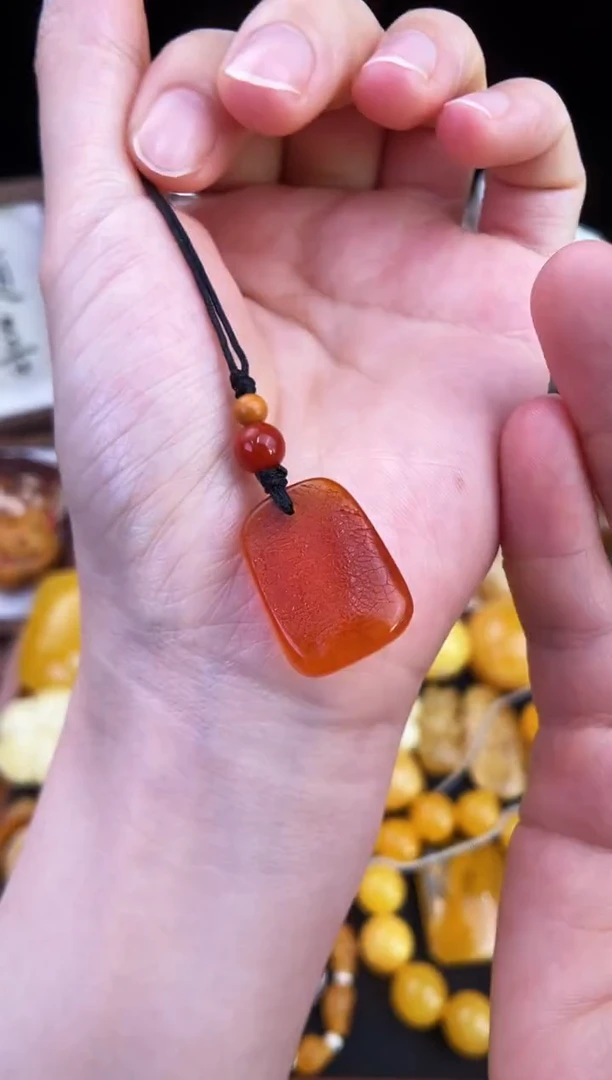 琥珀未镶嵌珠宝奇石柒月