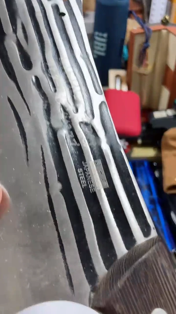 瓷片闪购商品  如图所示