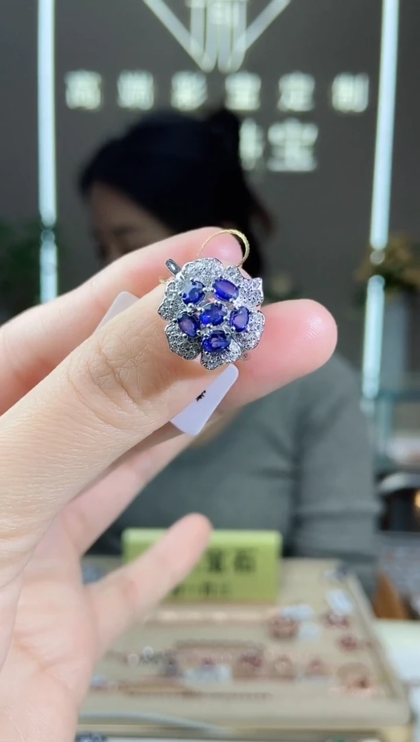 【闪购商品】蓝宝石手饰银S925镶嵌手饰