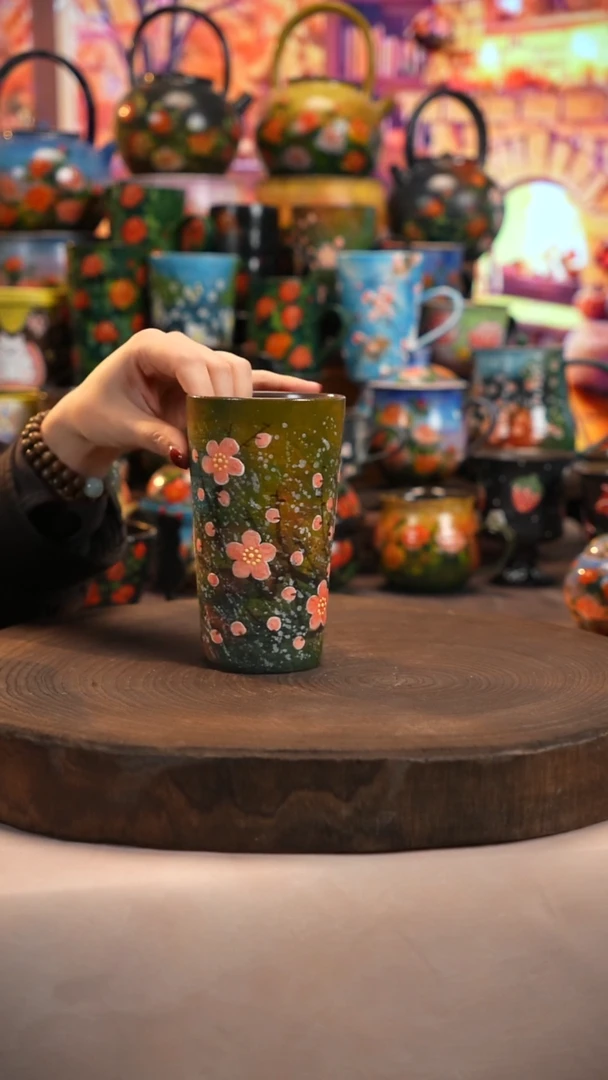 油画   釉下彩   杯子