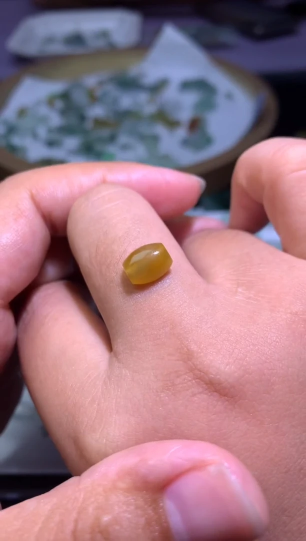 未镶嵌定制翡翠毛货