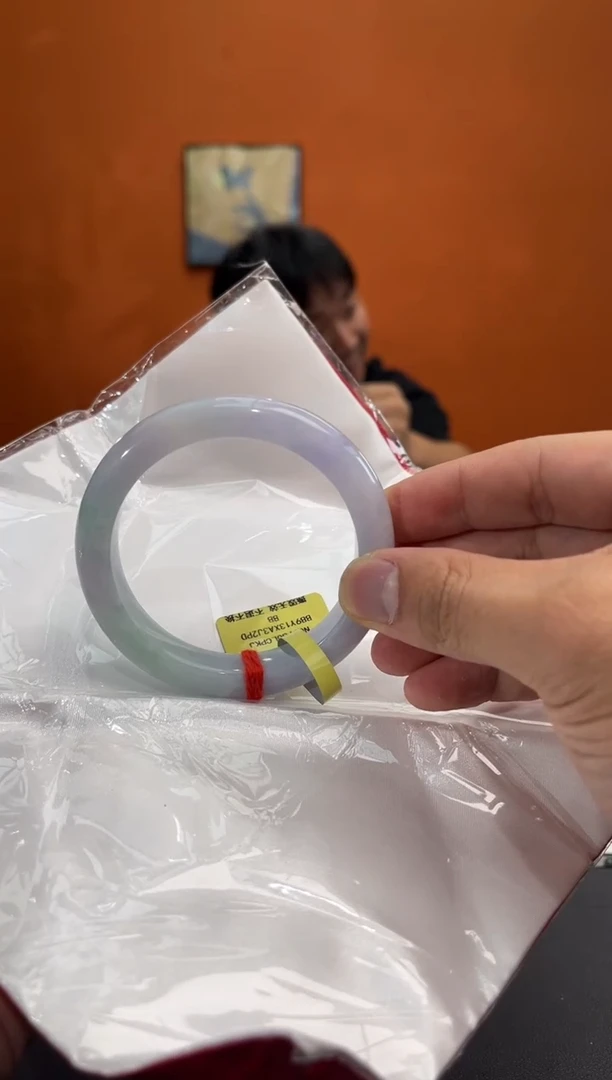 未镶嵌手镯翡翠翡翠手镯