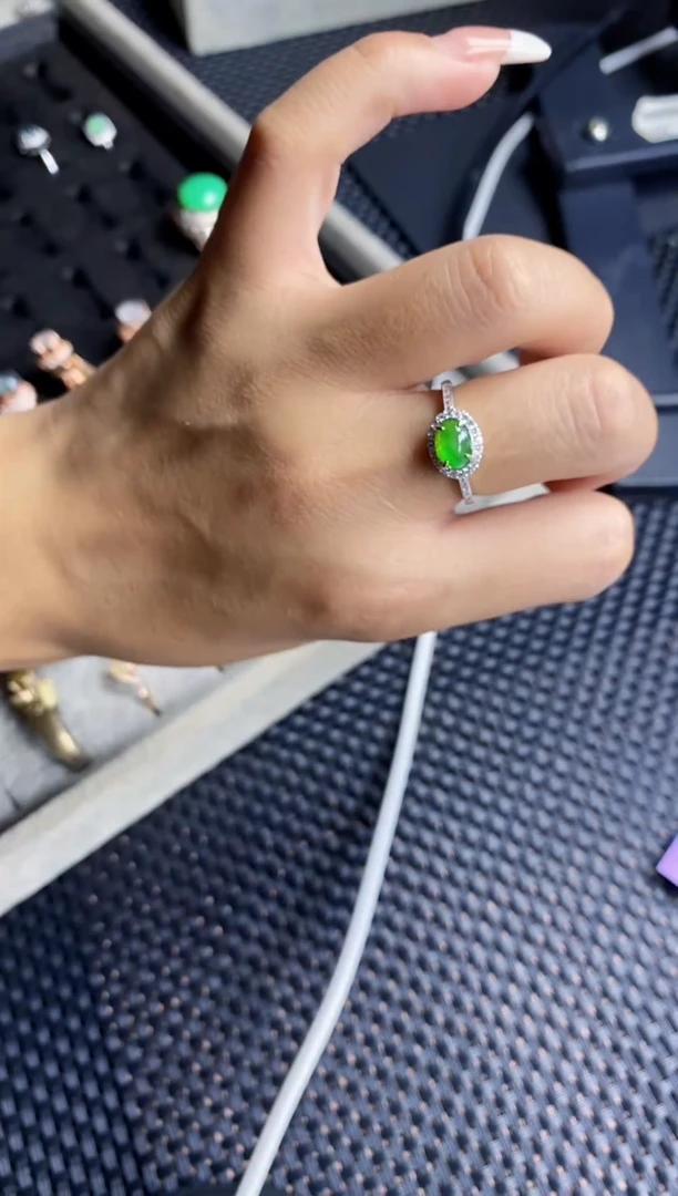 银S925镶嵌戒指翡翠1