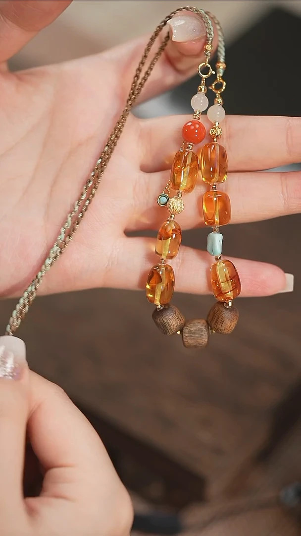 吊坠沉香未镶嵌孤品！沉香 随型花珀 毛衣链