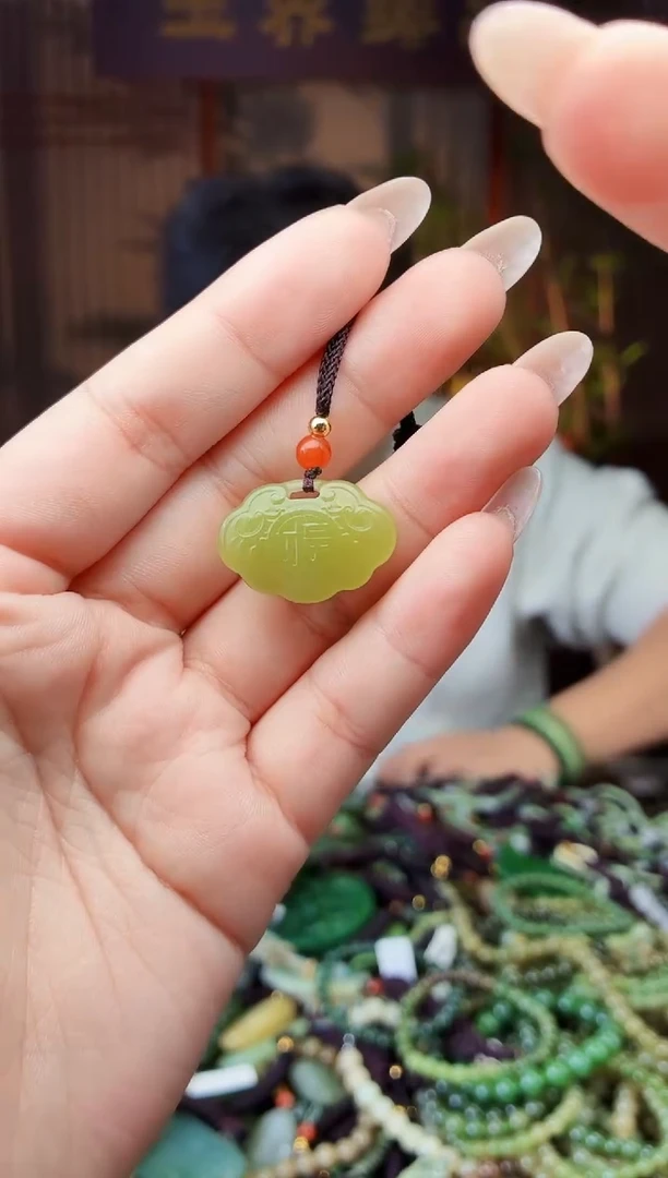 颈饰未镶嵌和田玉多样性发货拍一发一