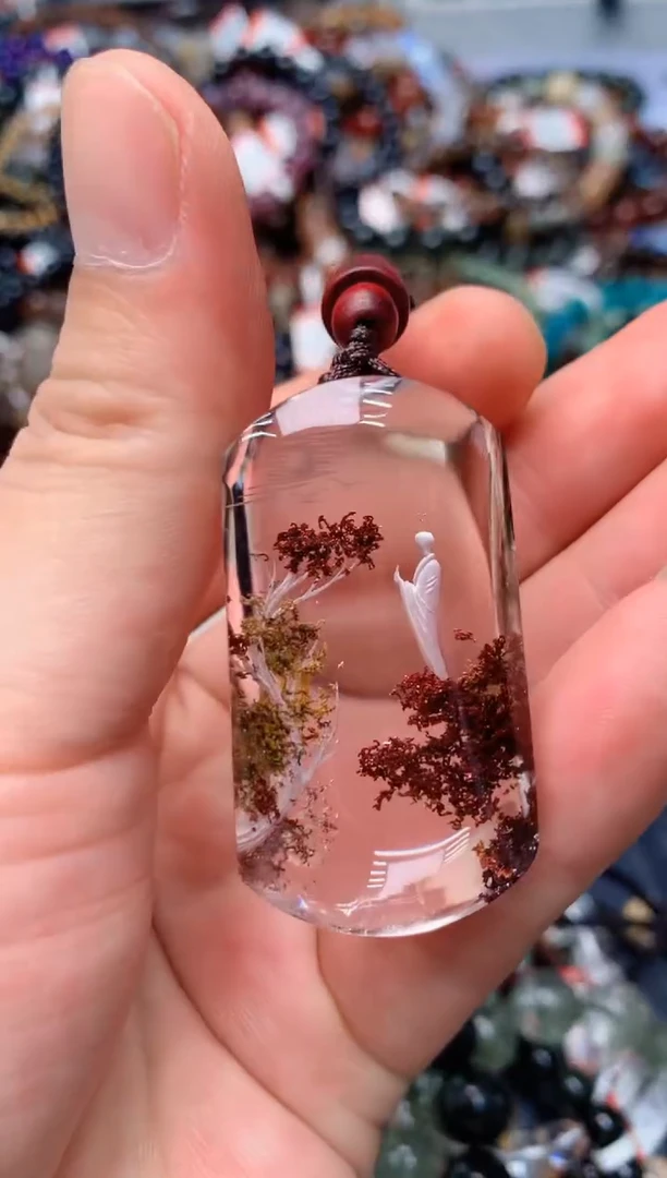 未镶嵌吊坠(赠链)水晶120