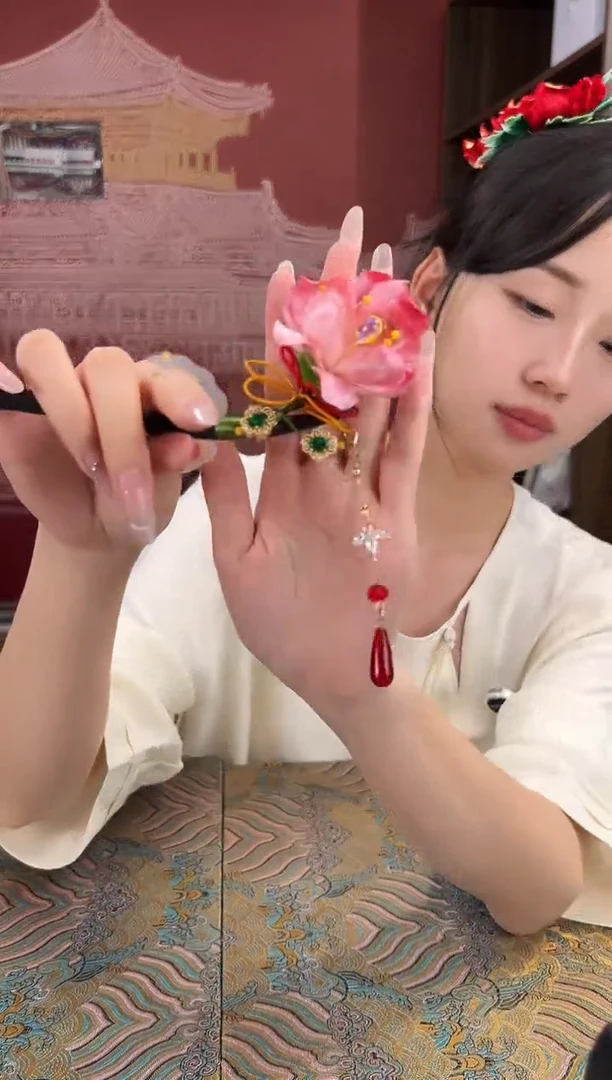 刺绣非遗绒花（发饰）