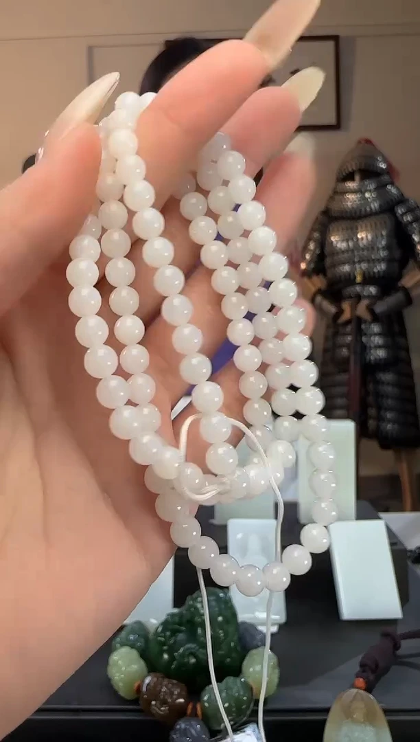 颈饰未镶嵌和田玉白玉圆珠长链