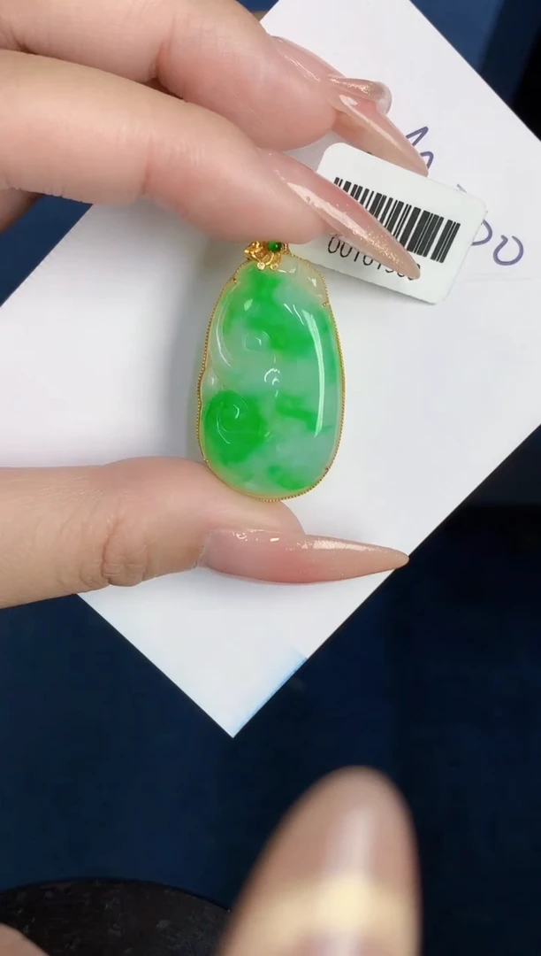【闪购商品】翡翠颈饰18K金镶嵌000000000