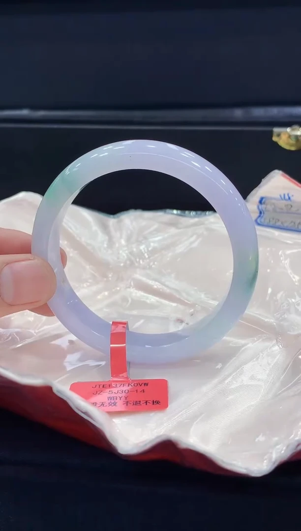 未镶嵌手镯翡翠翡翠手镯