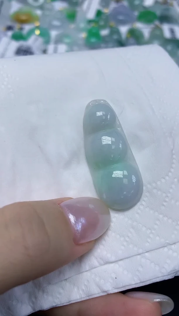 翡翠未镶嵌颈饰天然缅甸翡翠A货