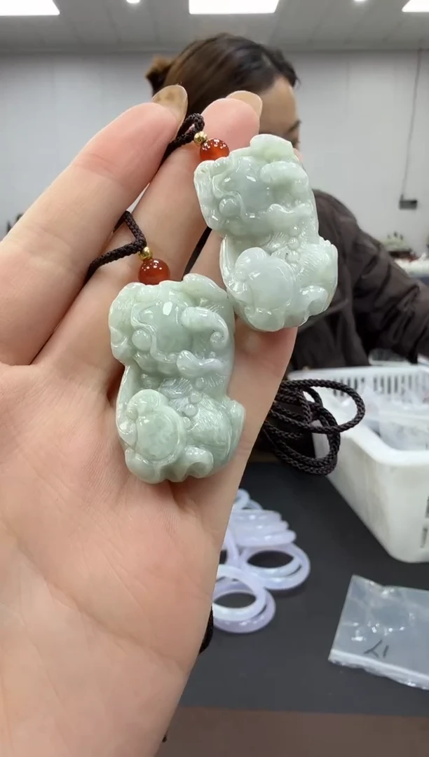 颈饰未镶嵌翡翠多样性发其一ly