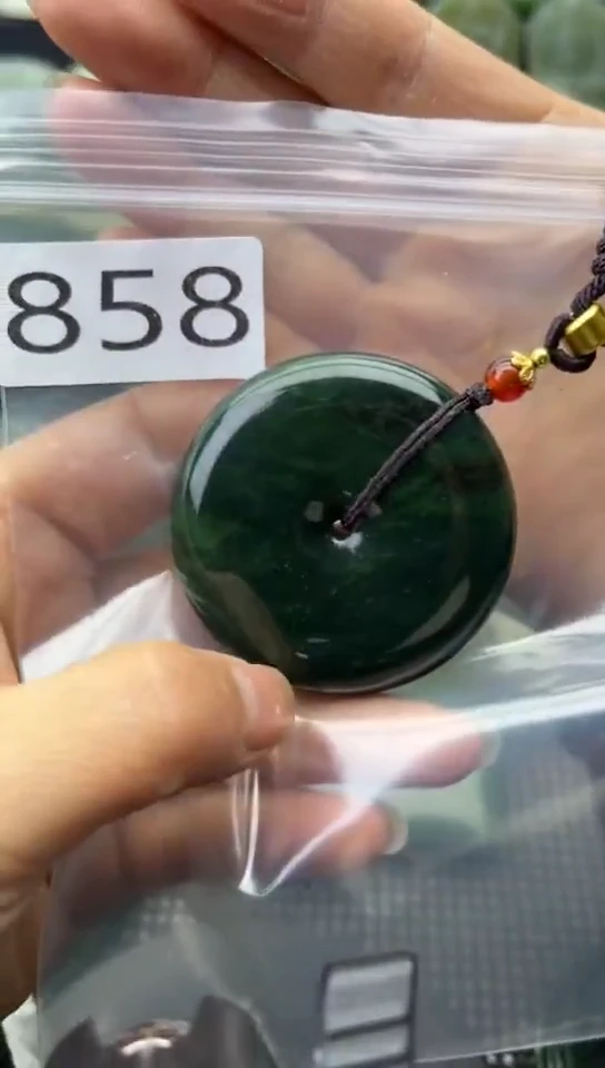 未镶嵌和田玉珠宝半成品扣子