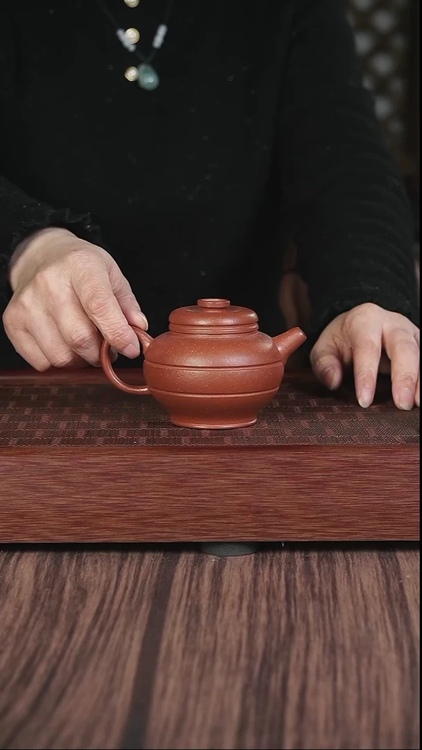 【闪购商品】紫砂茶壶xj  红降坡  线韵巨轮