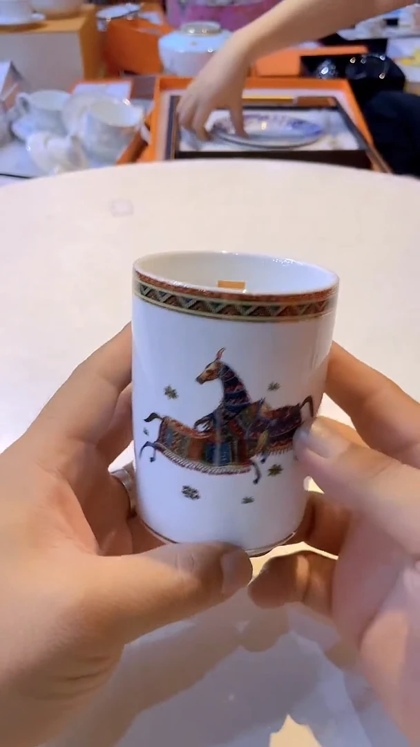 鸿辉家品牌瓷器，京东包邮！