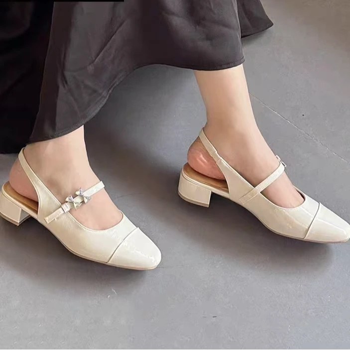 677-15 新款法式时尚气质低跟凉鞋