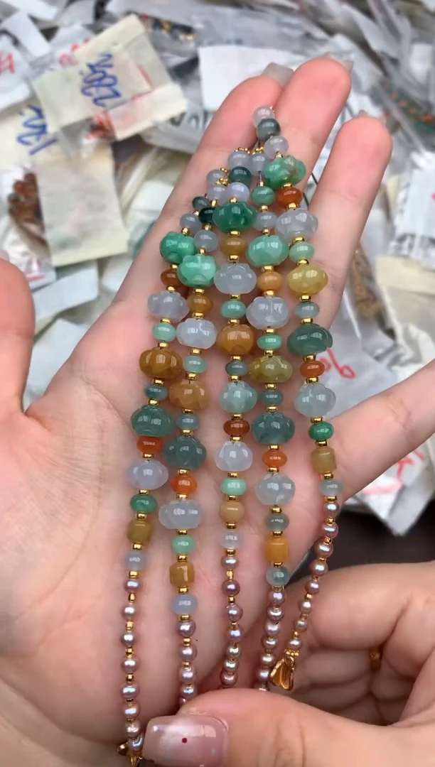 未镶嵌挂件翡翠（多样性发货）发一个