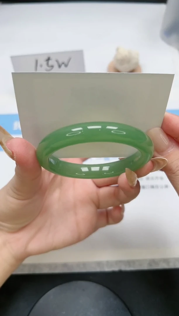 【闪购商品】石英质玉手镯未镶嵌40/东陵56.8