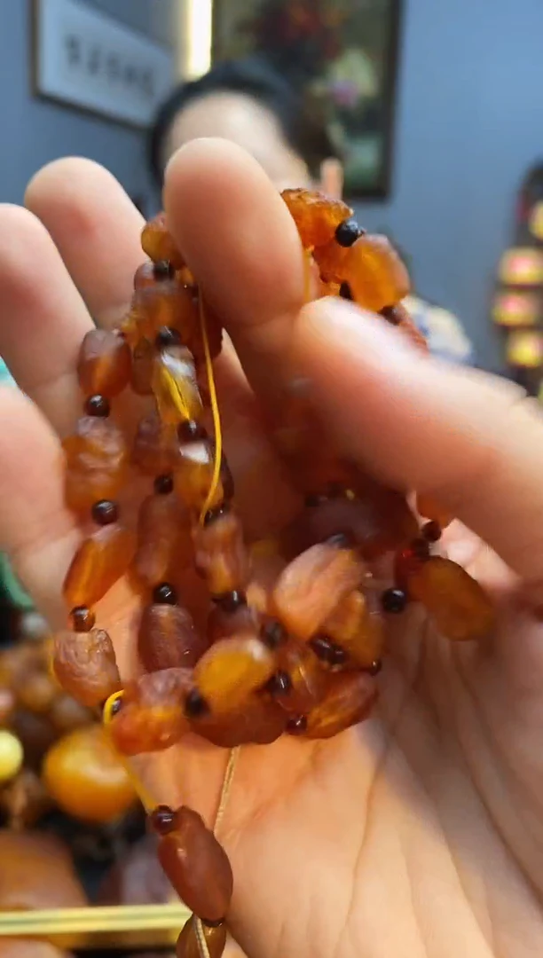 未镶嵌颈饰琥珀项链