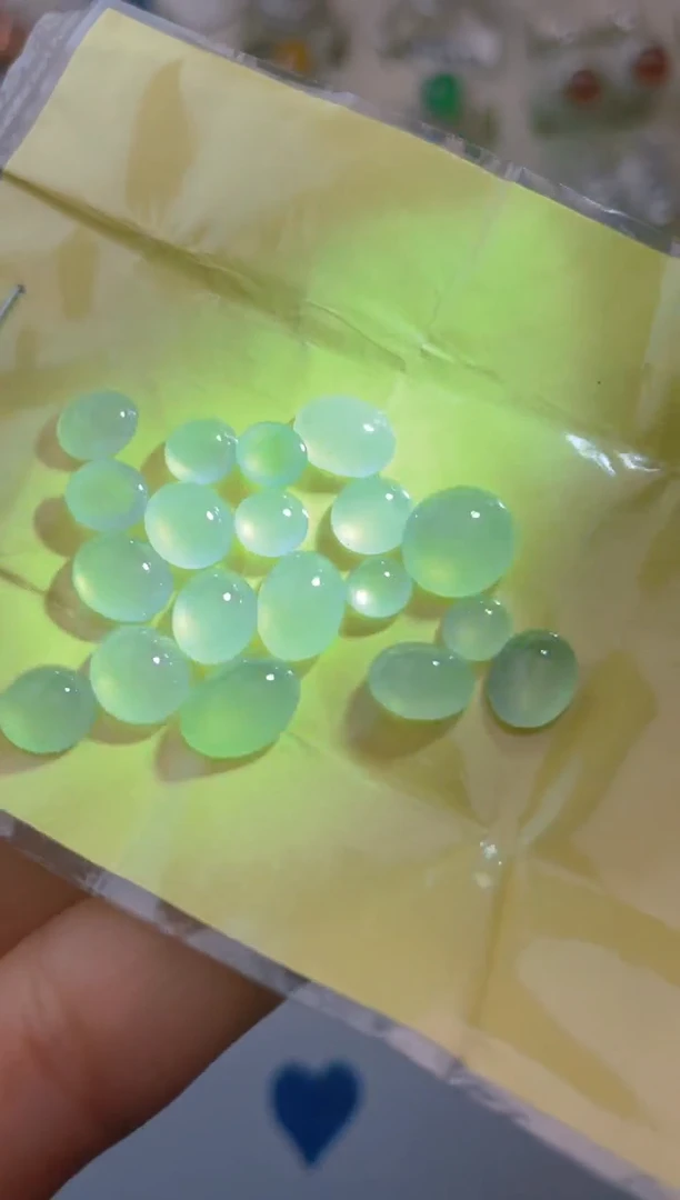 未镶嵌定制翡翠天然翡翠蛋面26