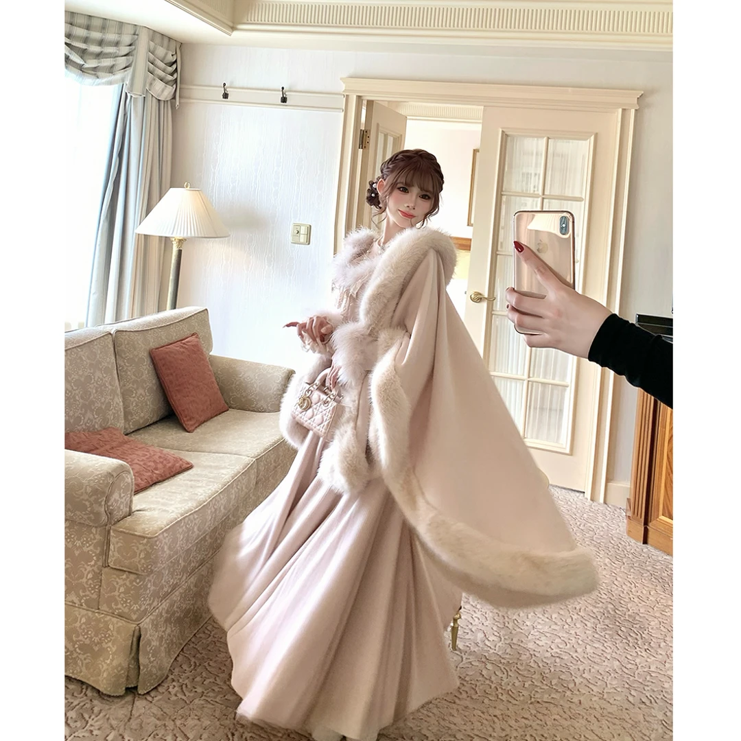 【小美】大码女装千金蕾丝毛毛显瘦连衣裙慵懒感披肩大斗篷13566