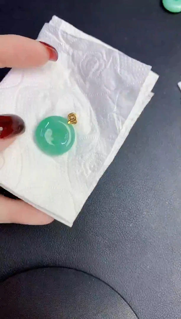 颈饰未镶嵌翡翠缅甸天然翡翠a货