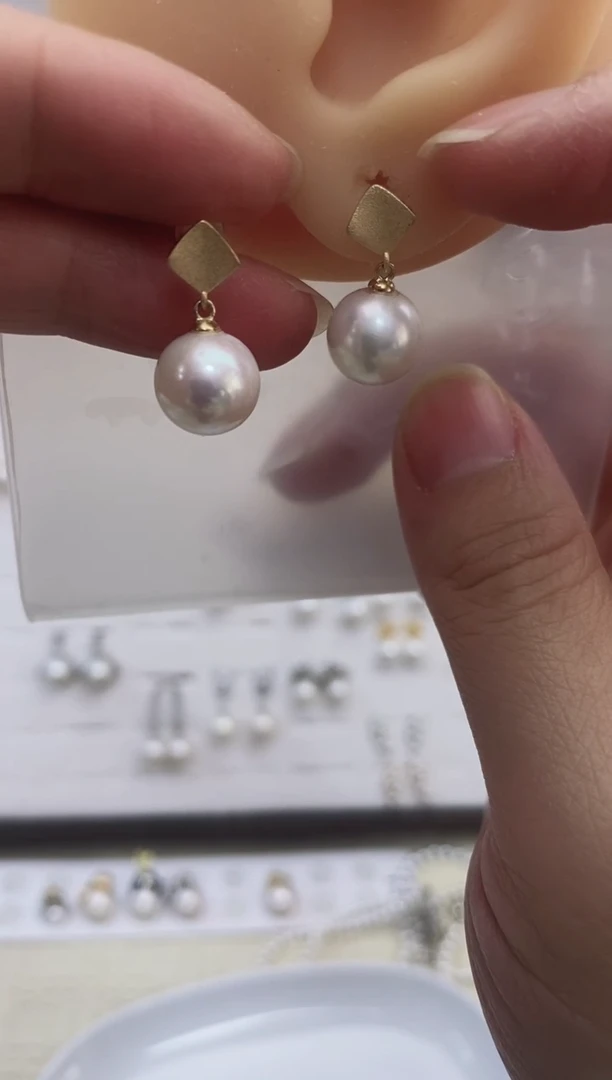 银S925镶嵌耳饰淡水珍珠74圆珠极光 特价