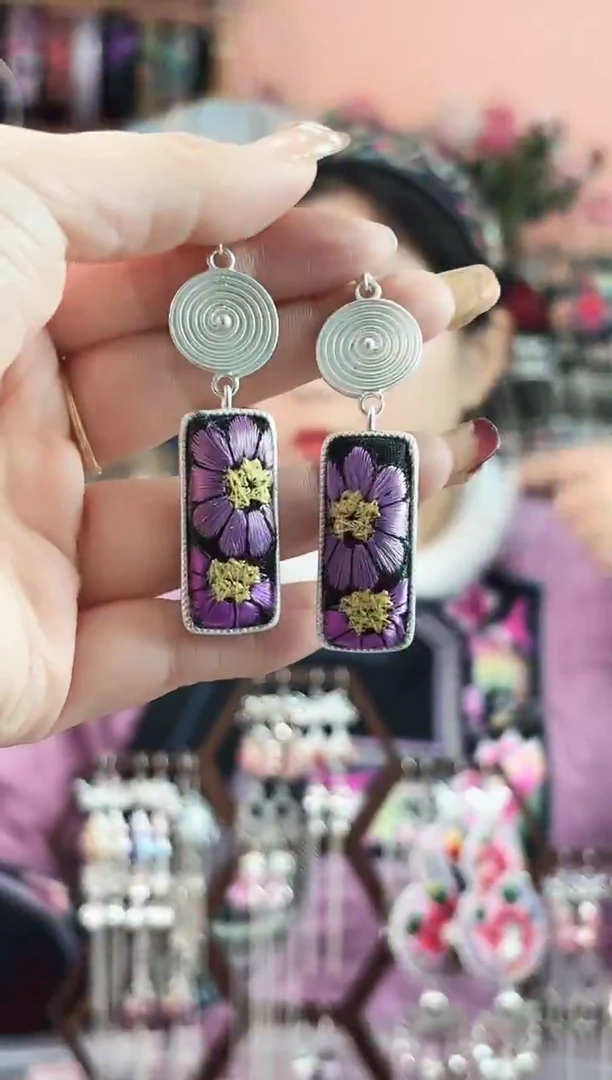 艺枝独绣手工饰品170